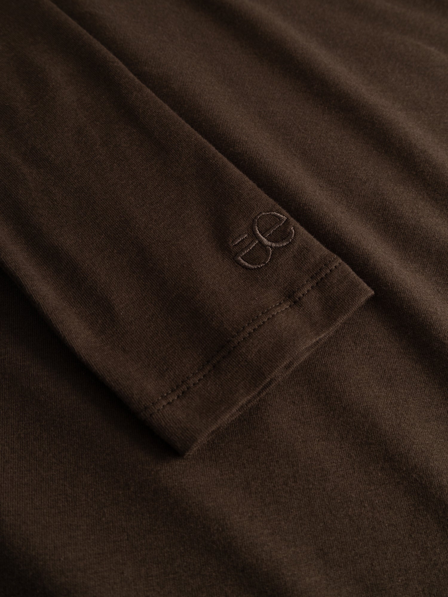 Longsleeve ISA dark brown
