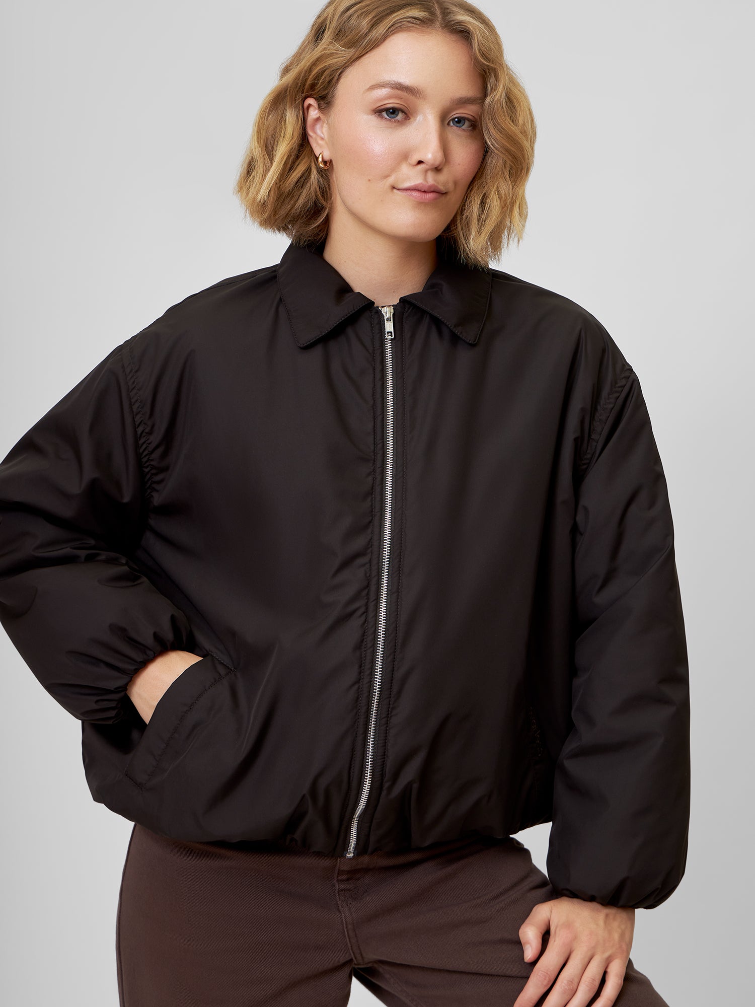 Tragebild Longsleeve LINNEA in Weiß Vorne