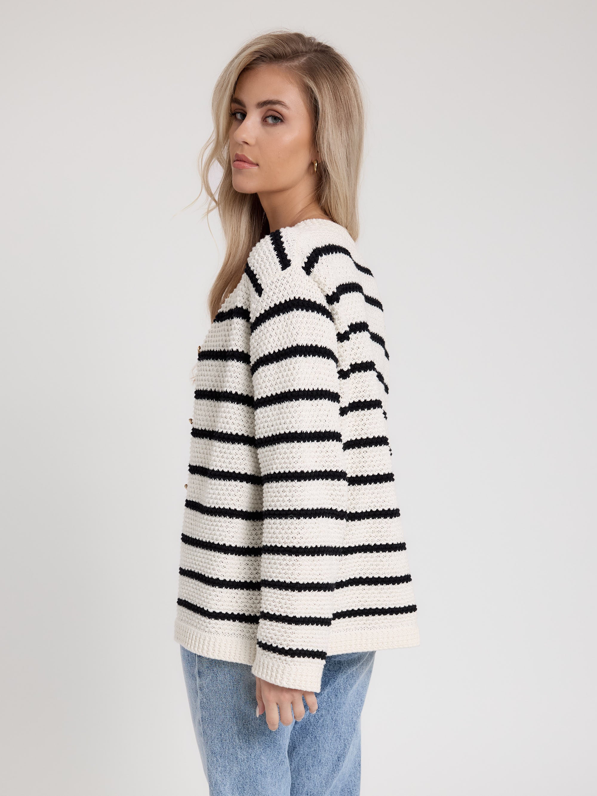 Strickjacke HENNI black/white striped