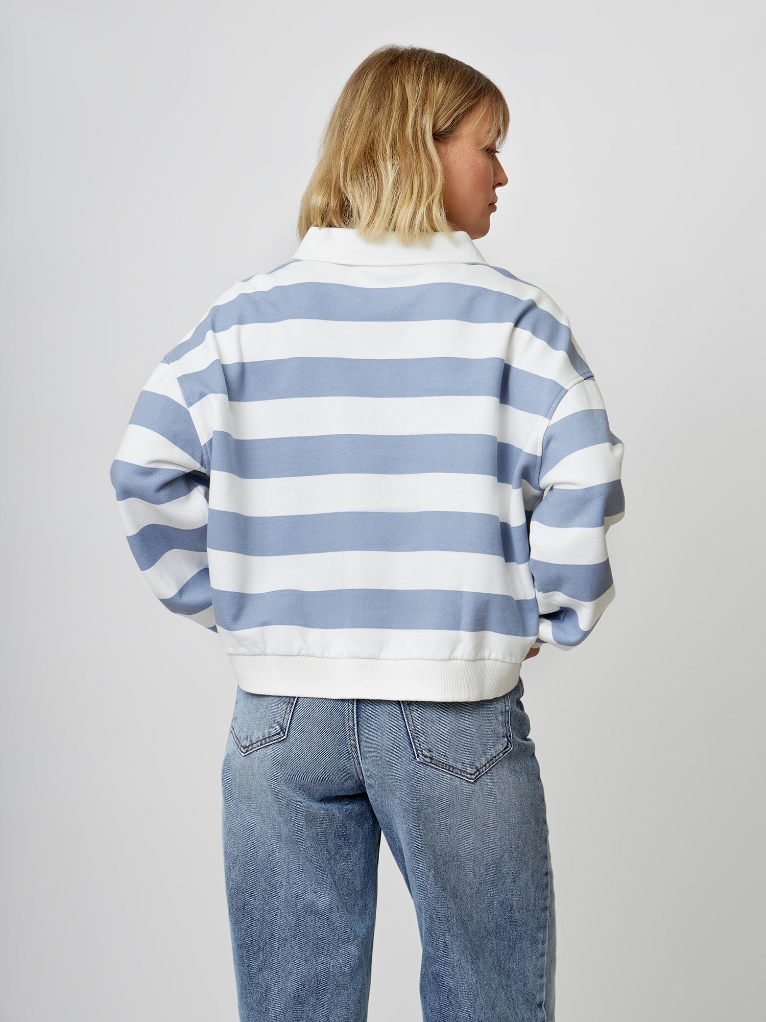 Sweater SUE cropped dusty blue/white striped