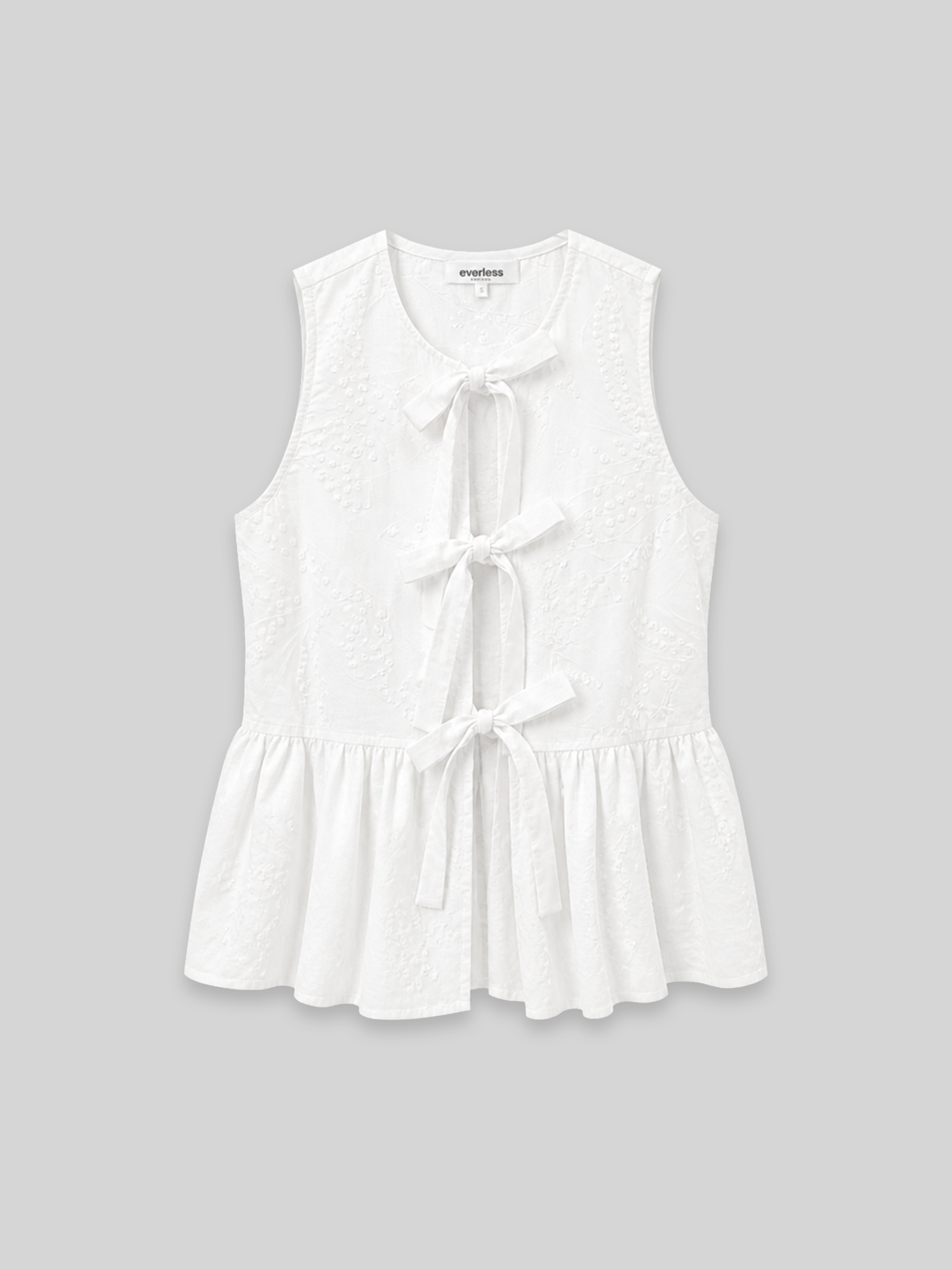 Bluse_ALMA_white_embroidery.png