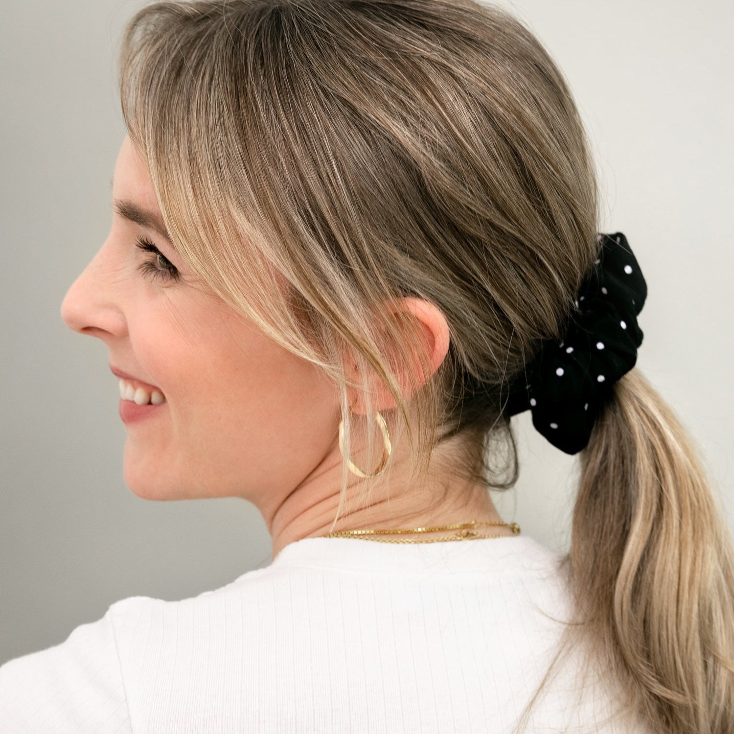 Scrunchie EVA black/white dots