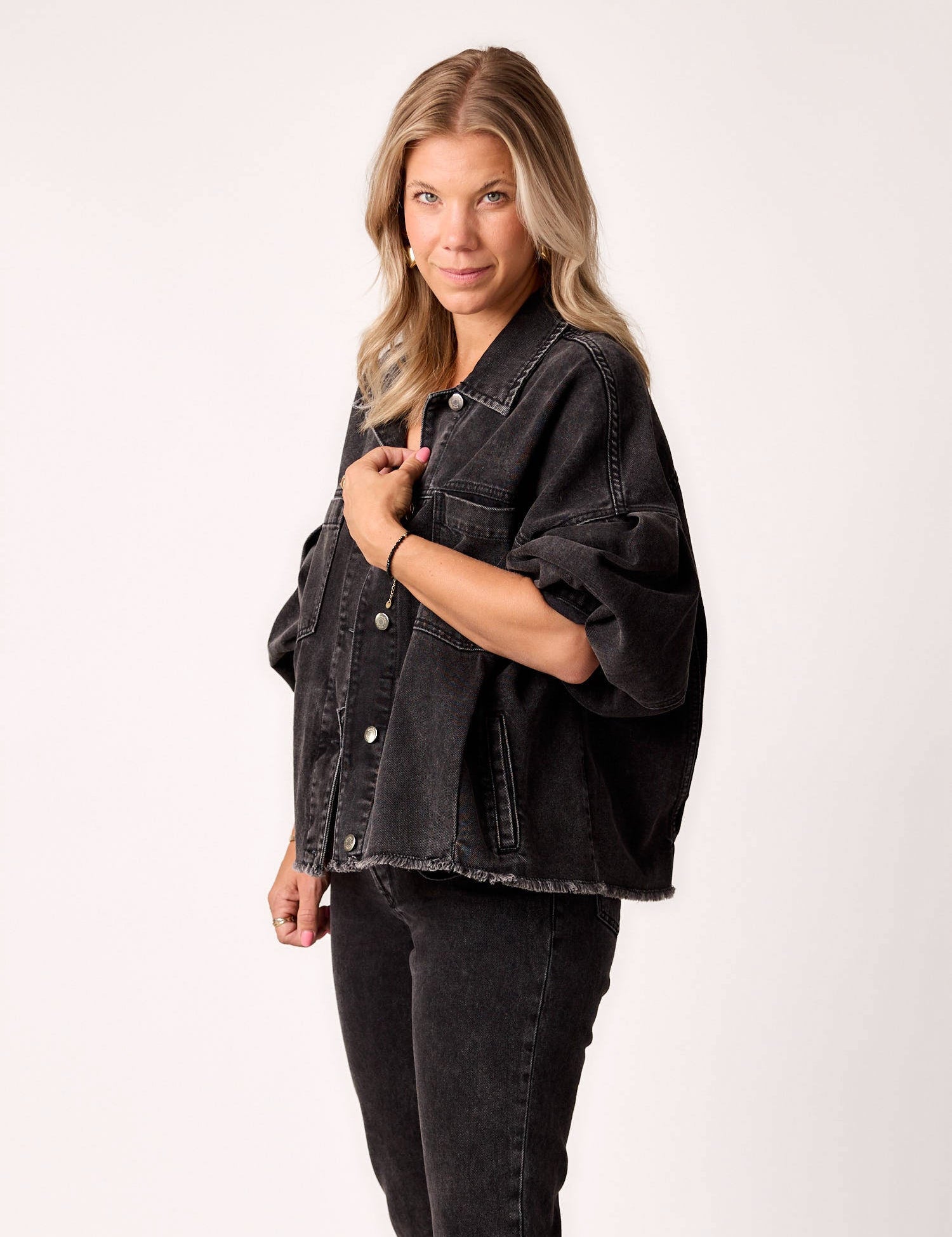 Jeansjacke_Johanna_Black3.jpg