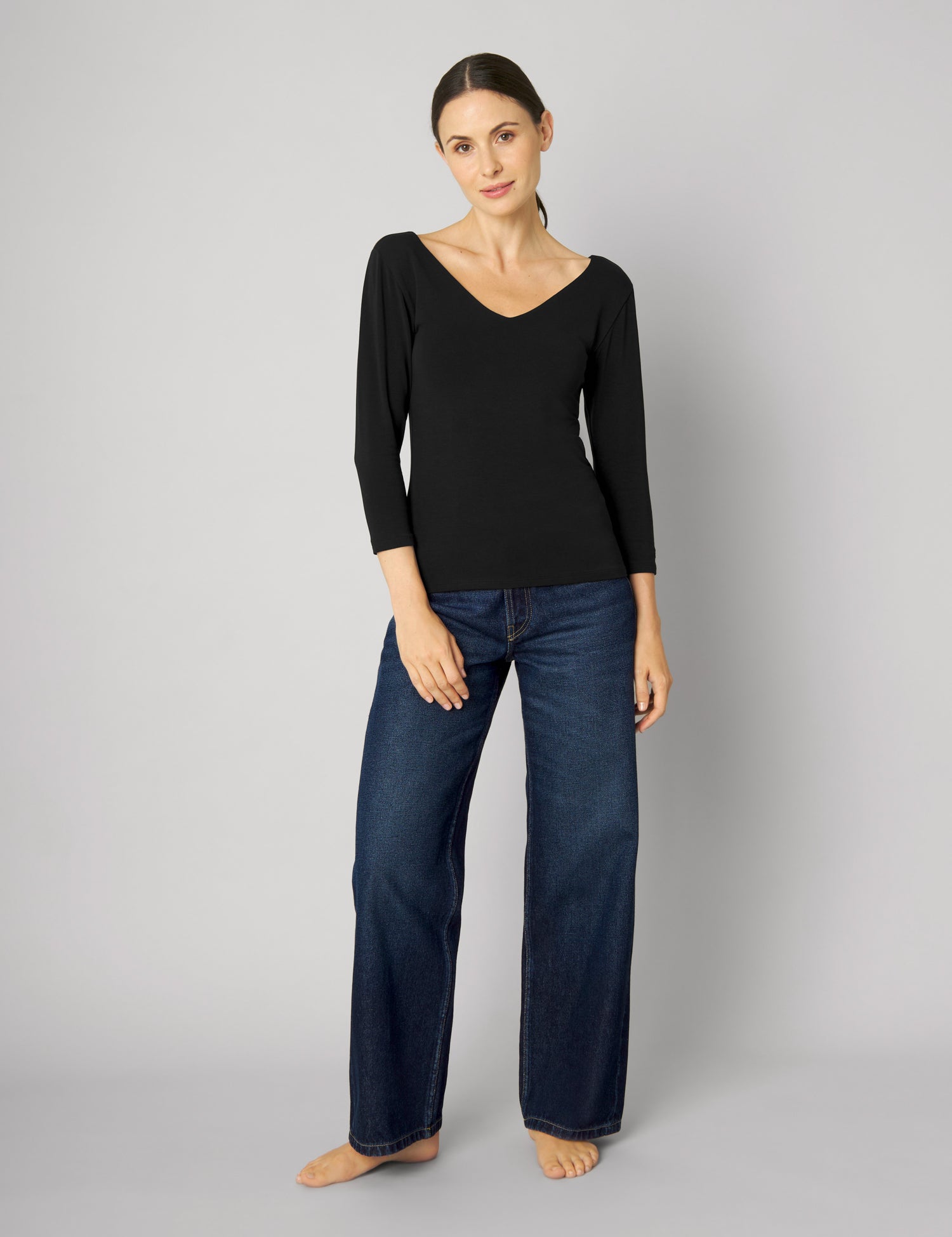 longsleeve_gaby_black_M083.jpg