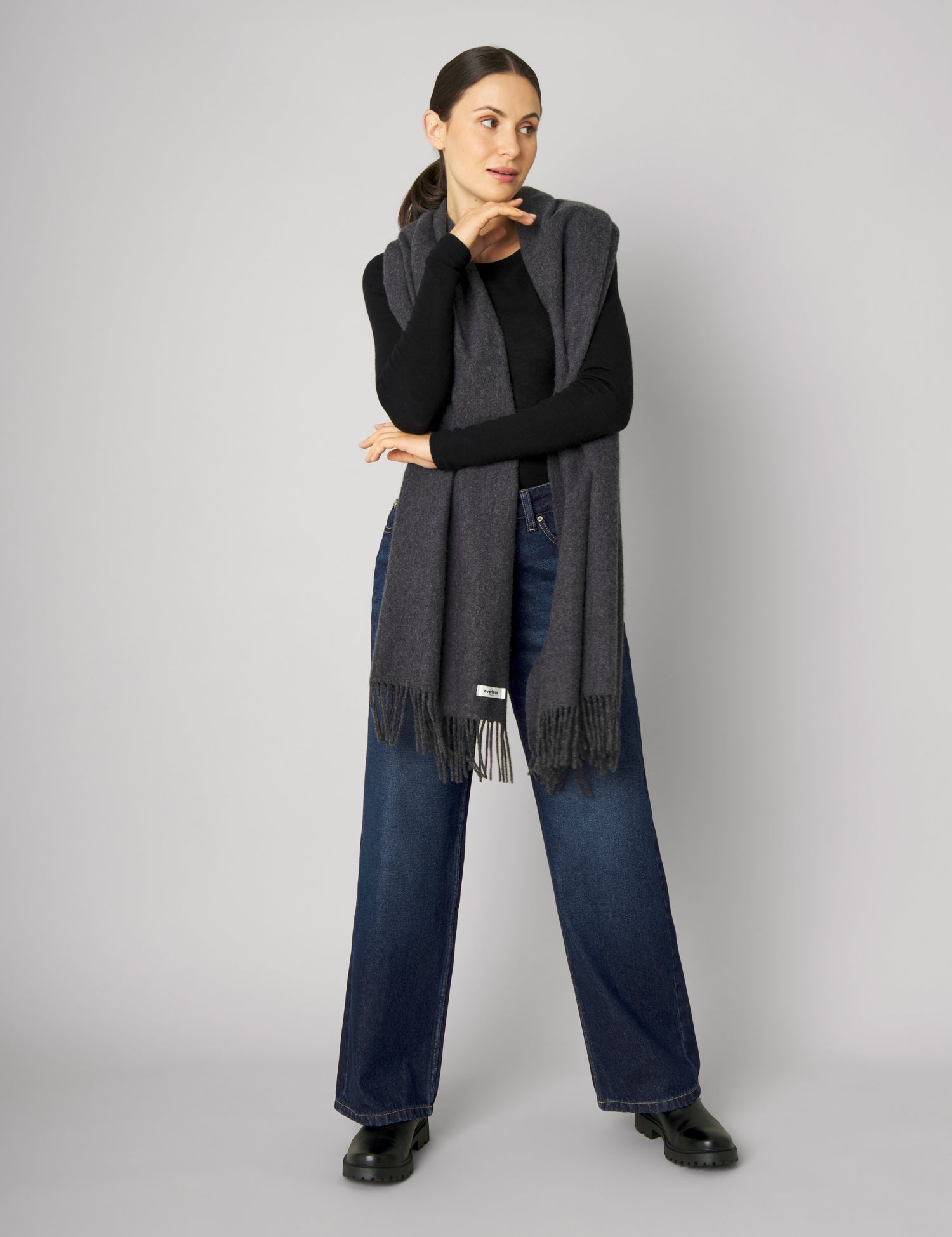 scarf_pippa_anthrazit_M096.jpg