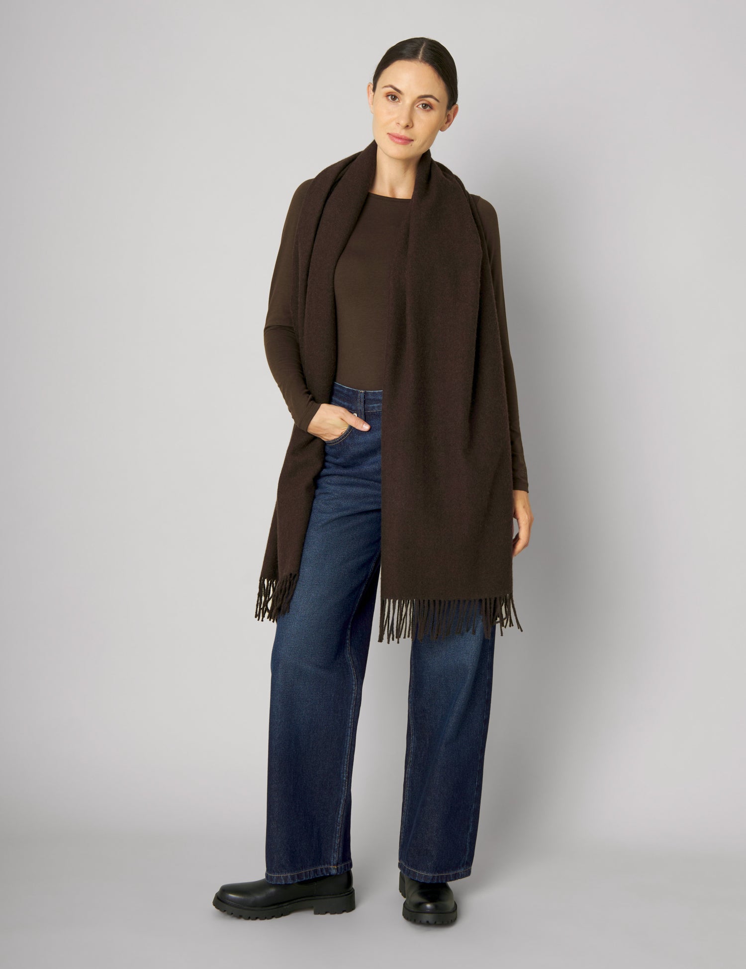 scarf_pippa_dark_brown_M099.jpg