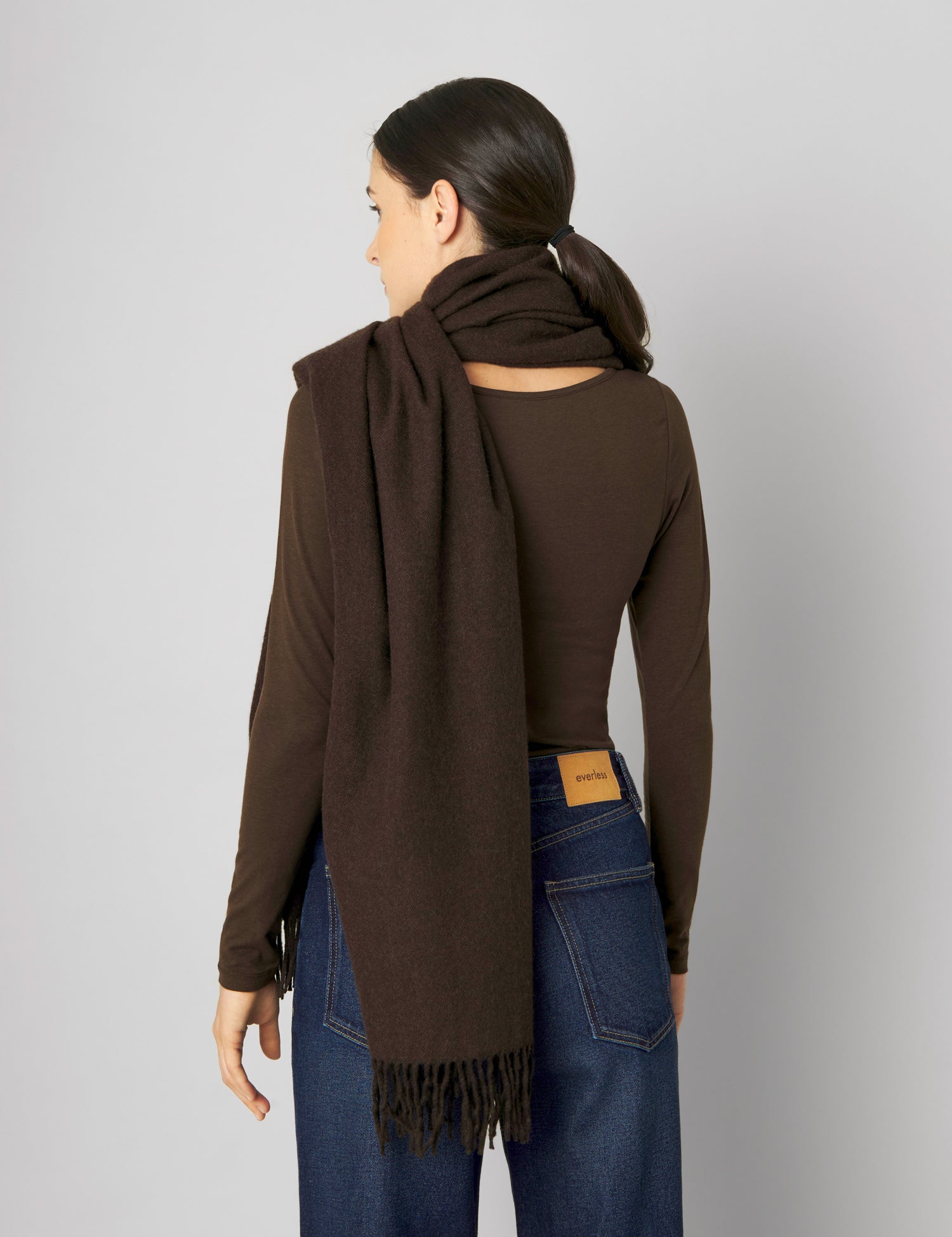 scarf_pippa_dark_brown_M101.jpg
