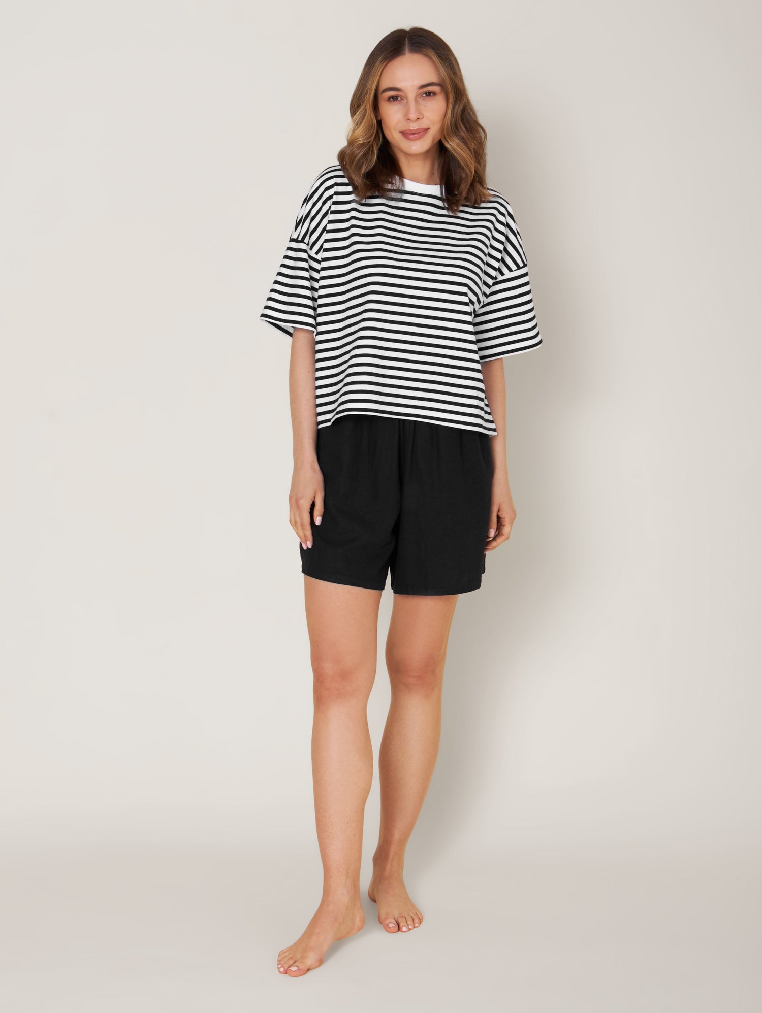 Leinen-Short MICHI black