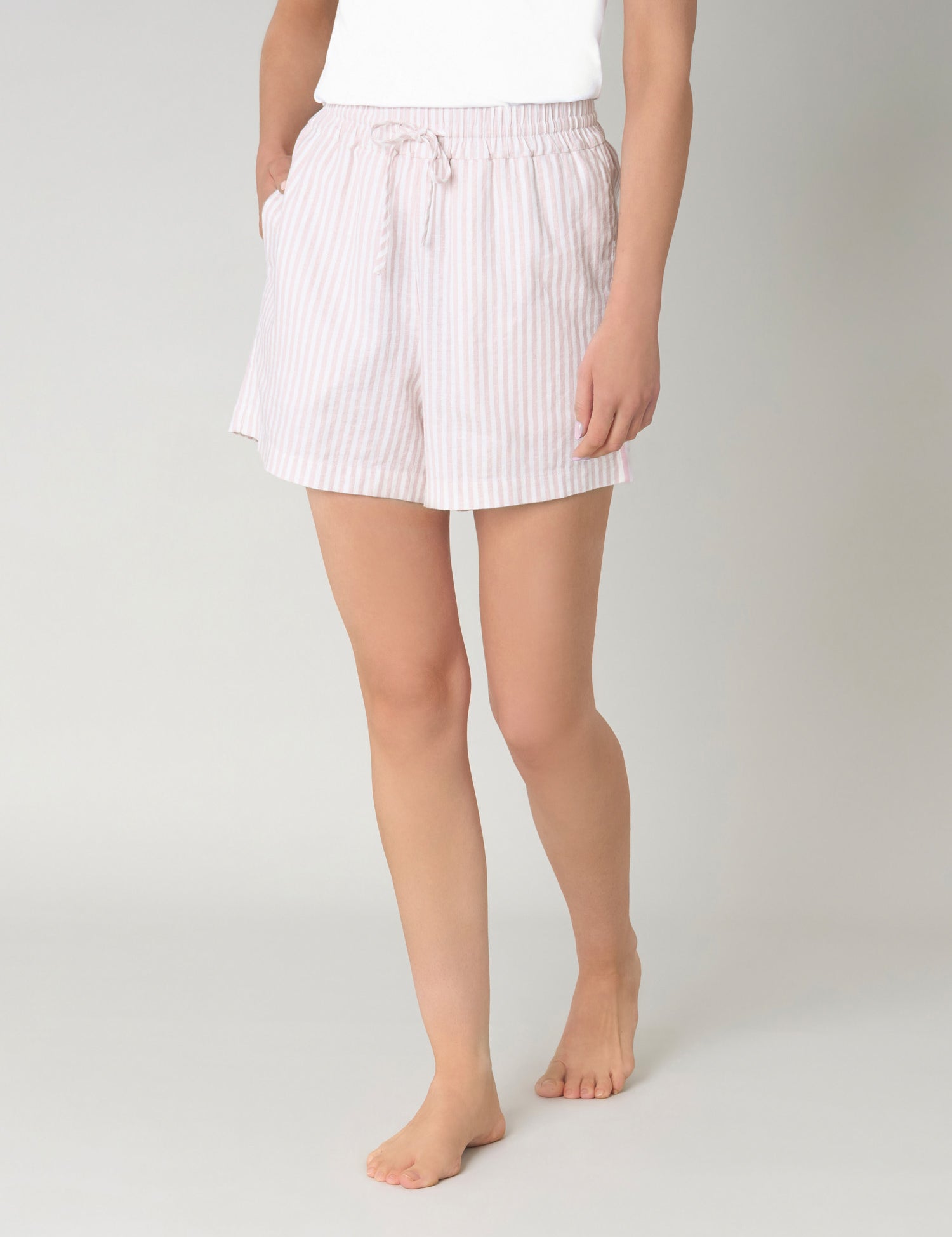 shorts_caro_rosestriped_M041_Kopie.jpg