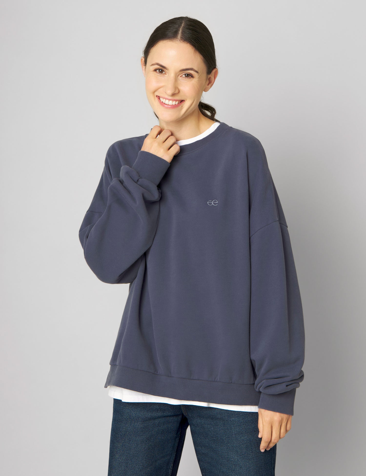 sweater_laura_ocean_blue_M112_70f4c0ce-d137-4dc3-868f-80b719e607eb.jpg